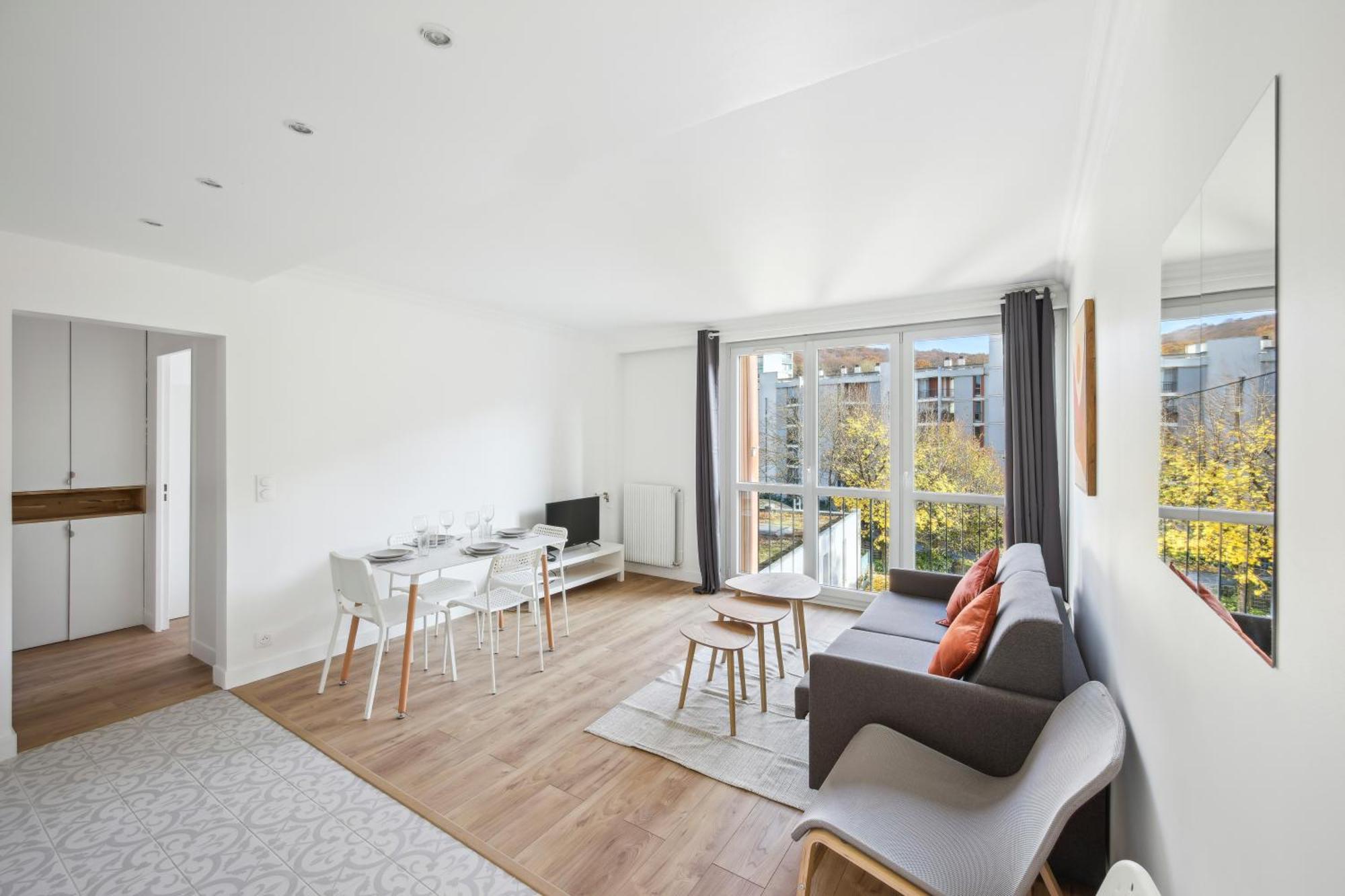 Chic Apart With Parking Apartment Chaville Ngoại thất bức ảnh