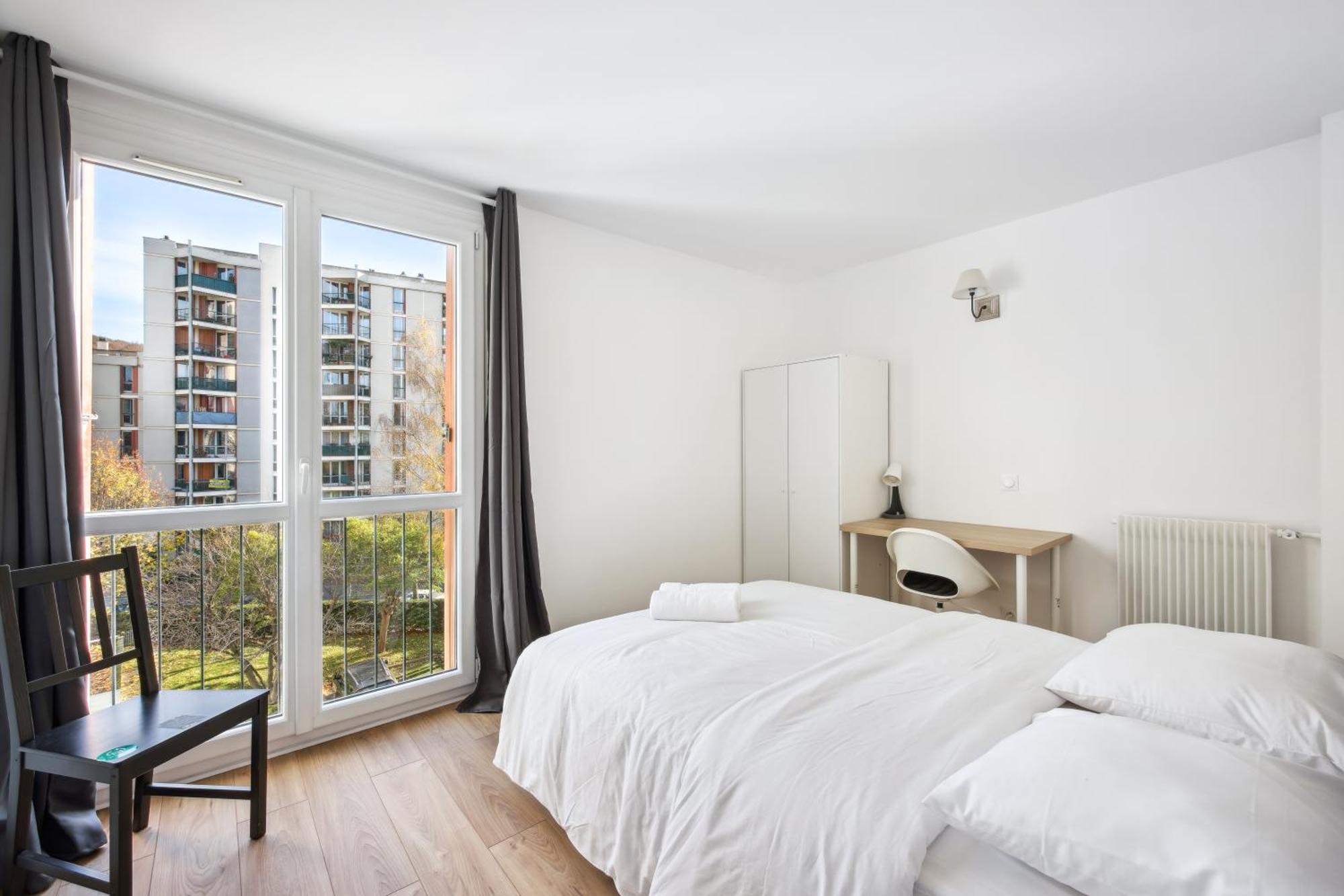 Chic Apart With Parking Apartment Chaville Ngoại thất bức ảnh